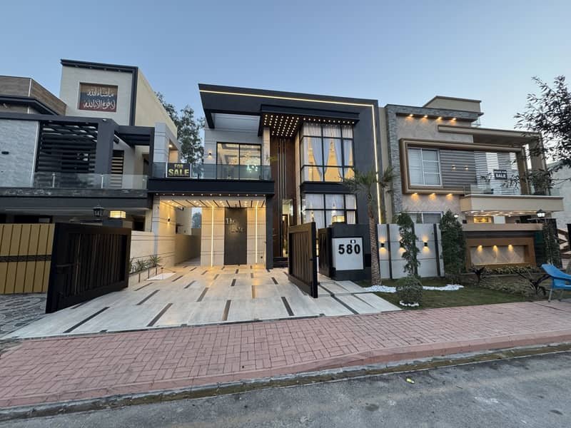 06 MARLA CORNER PRIME LOCATION BAHRIA TOWN LAHORE