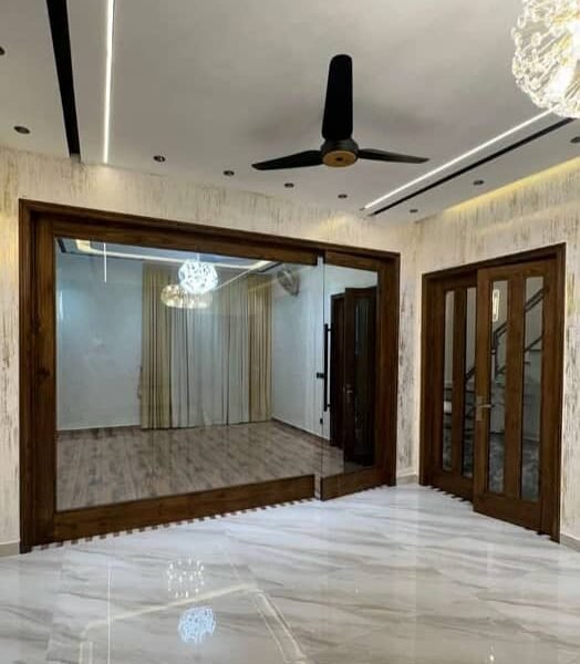 10 Marla A+ Constructed House – Bahria Town Sector D
