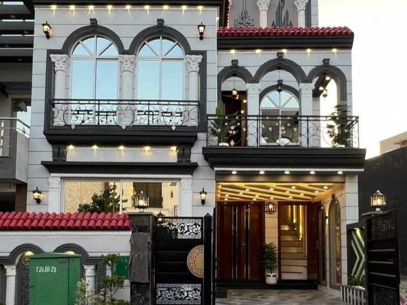 5 Marla LDA Approved House for Sale in Bahria Town Sector D Lahore